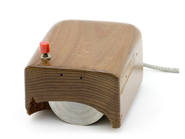 Bild: Prototype Engelbart mouse (replica)/Mark Richards