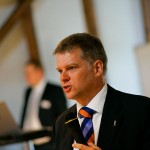 Dirk Fox Informatik wird überwiegend von Autodidakten gelehrt