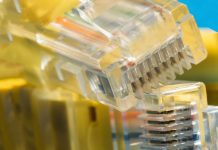 Breitbandklassen: Internet häufig langsamer als vertraglich vereinbart Das Breitband in Deutschland ist langsamer als gedacht. Anbieter versprechen, halten ihre Verträge aber nicht.