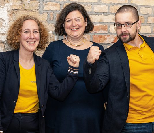 evoach im Gründerview: 10 Fragen an Rebecca Rutschmann und Anke Paulick Team evoach