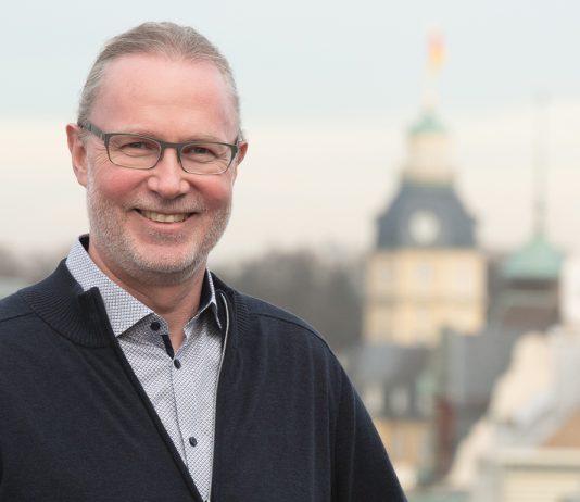 Navigate_CyberForumMitglied