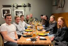 vamos!, die Plattform für spontane Treffen, bringt dich mit Menschen zusammen – da wo du gerade bist.