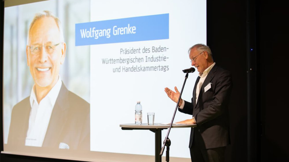 Um seine Erfahrungen an junge Unternehmer*innen weiterzugeben, hat Grenke gemeinsam mit dem CyberForum das Scale-Up Leadership Programm gegründet.