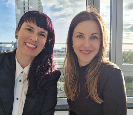 Teresa Baumann mit Katharina Iyen