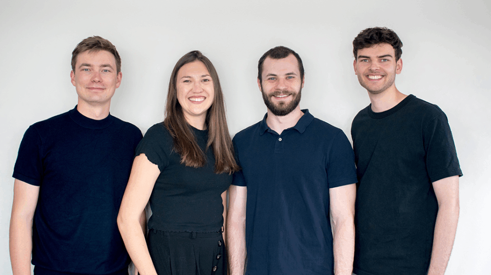 von links nach rechts: Nathan Miller, Elly Miller, Tim-Cedric Inhoff und Jakob Walk vom Startup streamlingo.