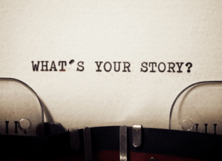 Storytelling Symbolbild: Mit der Schreibmaschine geschriebenes "What's your Story?"