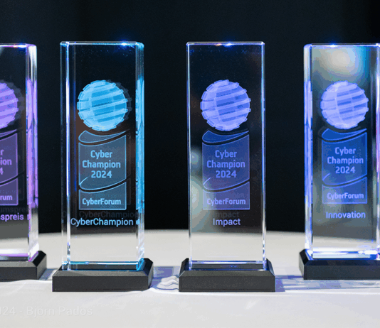 CyberChampions Award Florian Buzin