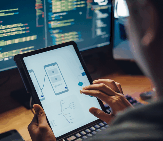 Vom Prototyp zur produktiven KI – KI-Engineering und EU AI-Act als Zukunftstreiber Symbolbild für KI-Engineering