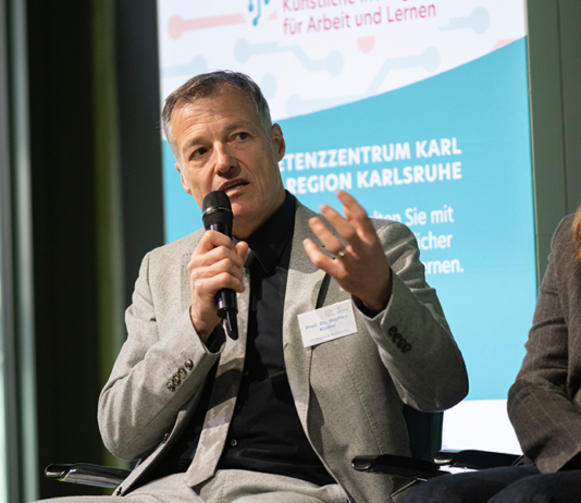 Der Mensch entscheidet, die KI unterstützt Steffen Kinkel